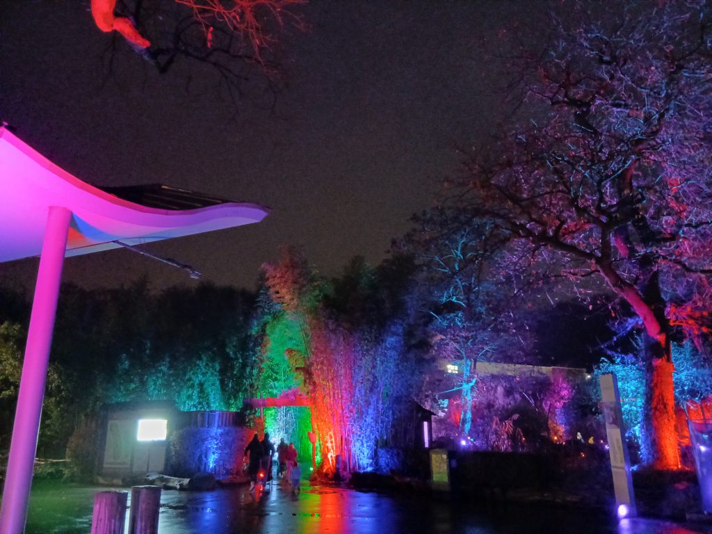 Zoolichter Duisburg Eingangsbereich