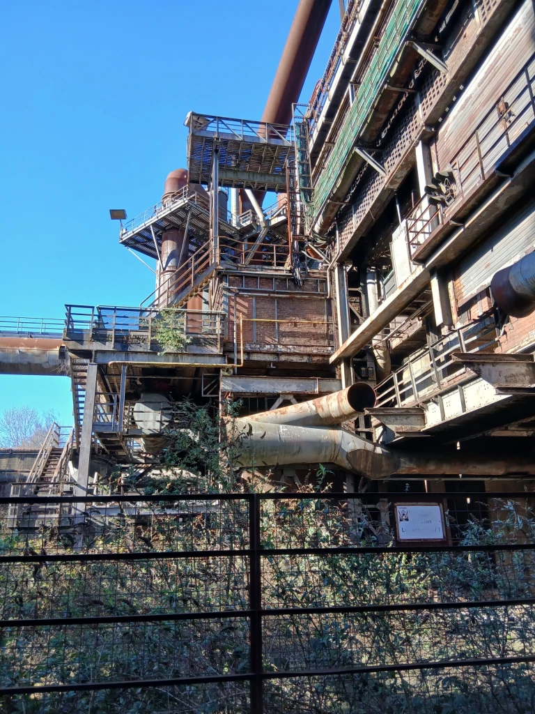 Landschaftsüark duisburg gebaeude