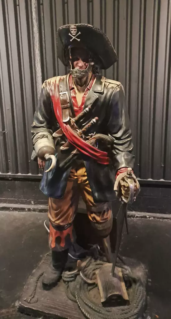 Moonlight minigolf duisburg captain hook