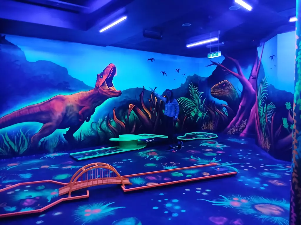 Moonlight minigolf duisburg schneggi roooaaaarrr