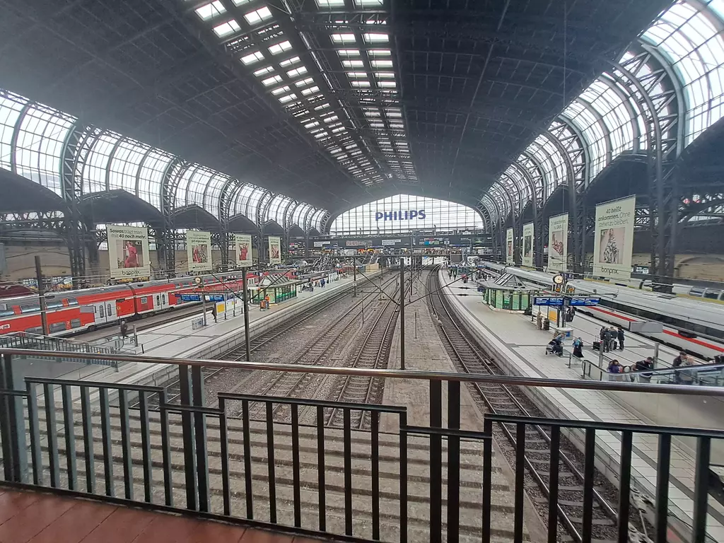 Hamburg Hauptbahnhof Ankunftshalle