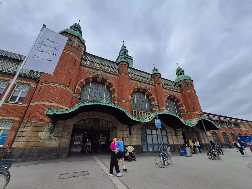 Lübeck HBF aussen