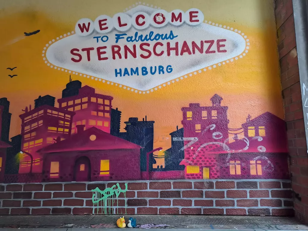 Hamburg - Wir kommen - Tag 1 – Nachtzug von Duisburg nach Hamburg 5 Hamburg Schanzenviertel Schild
