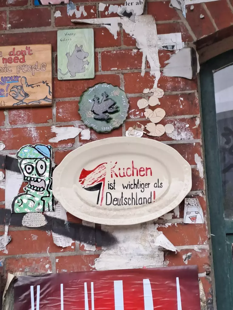 Hamburg - Wir kommen - Tag 1 – Nachtzug von Duisburg nach Hamburg 6 Hamburg Schanzenviertel Kuchen