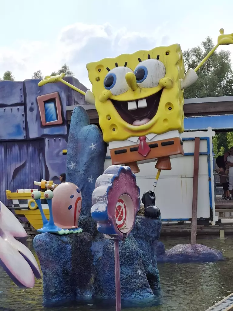 Movie Park Germany (2026) in Bottrop Kirchhellen! Groupon Deal 25 Movie Park Germany Spongebob Schwammkopf