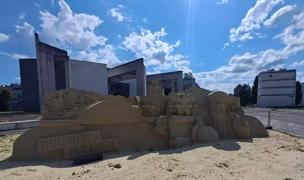 Paarzeit Schatzsuche - Duisburg Edition - Unser Erlebnis 7 Paarzeit Duisburg Sandskulptur