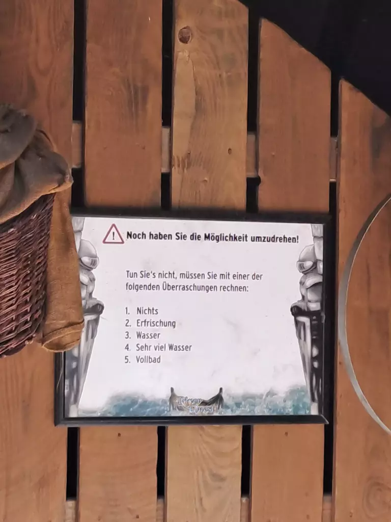 Phantasialand Sommerferien Deal 2026: Lohnt sich der Freizeitpark zum günstigen Preis? 11 Phantasialand Sommerferien Deal River Quest Schild
