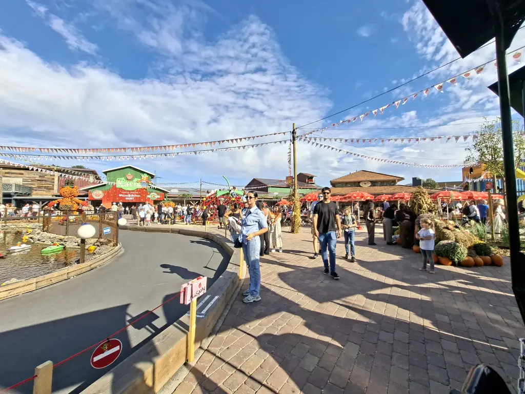 Karls Erlebnis-Dorf Oberhausen Go Karts Strecke